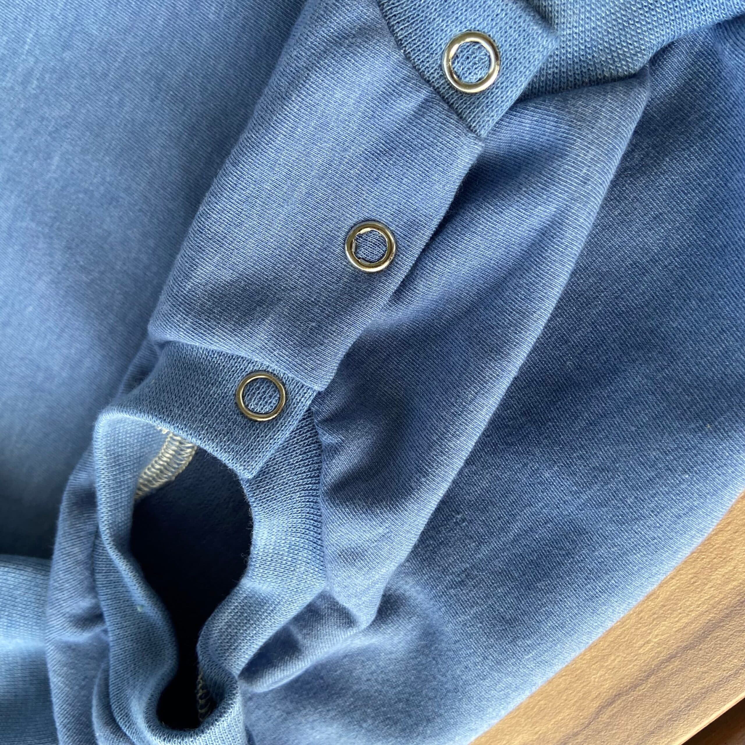 Collegebody, blåmelert str.74